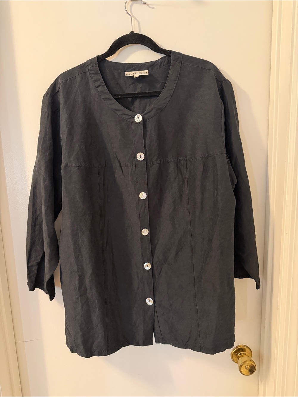 VTG 80sDavid Dart Black/Charcoal Linen/Silk Mother of Pearl button Lagenlook Top